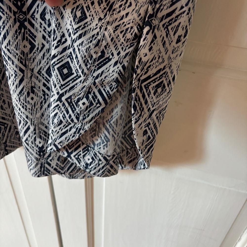 Carin Wester Geometric Print Flowy Dress Size 36 Quarter Zip Drawstring Waist - Picture 8 of 13